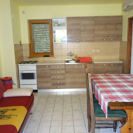 Apartments Marinko Povile Esterno foto